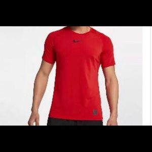 Nike PRO Dri-Fit crew neck shirt
